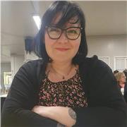 Ciao! Sono Daniela, docente laureata con esperienza nelle scuole. Offro lezioni di matematica, italiano, inglese